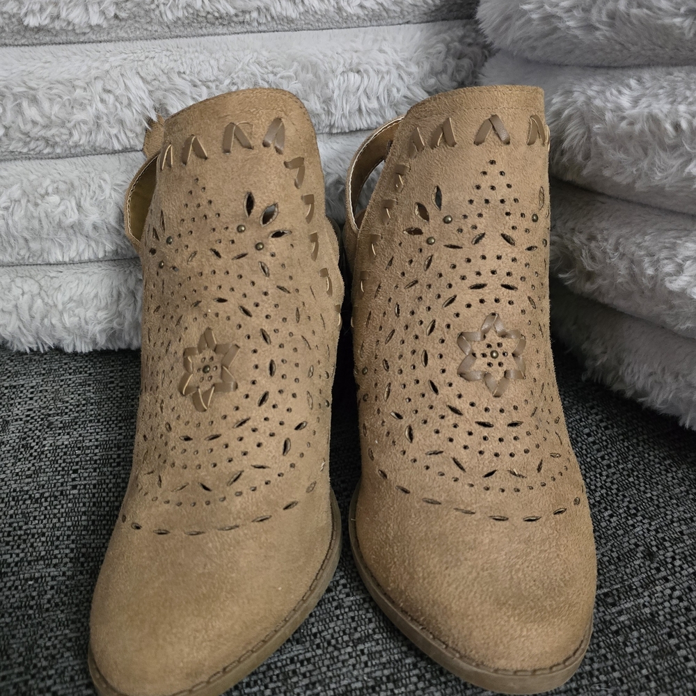 Tan Cutout Ankle Booties Suede Size 8